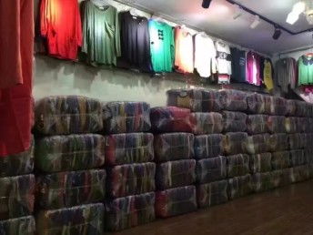 圖 便宜庫存尾貨品牌服裝貨源批發 一手尾貨服裝貨源 廣州服裝 鞋帽 箱包